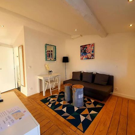 Freshly Tastefully Renovated Apartments In Heart Of Old Antibes Luaran gambar