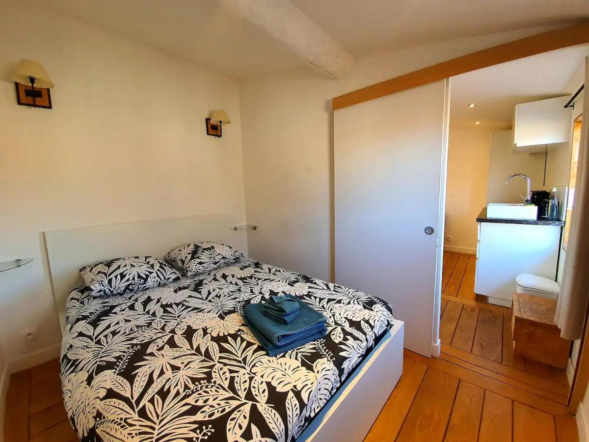 Freshly Tastefully Renovated Apartments In Heart Of Old Antibes Luaran gambar
